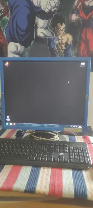 Torre PC Acer + Pantalla