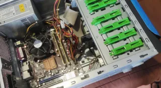 Torre PC Acer + Pantalla