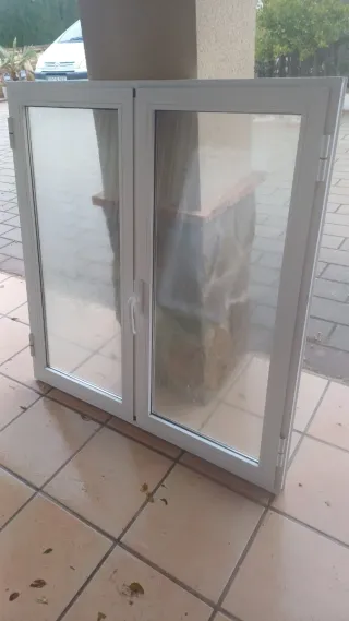 2 ventanas 80 euros 1.19 de altas x 1,14 de anchas