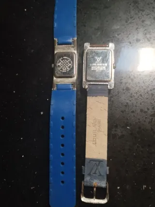 Lote 2 Relojes Louis Vuitton