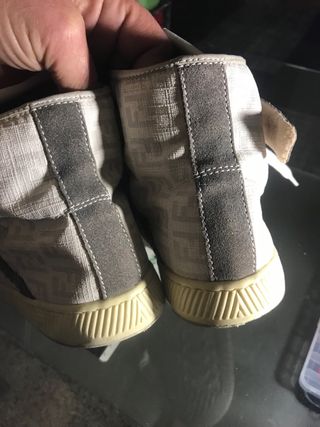 Sneakers Fendi bimba taglia 33