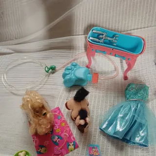 Barbie e accessori di moda