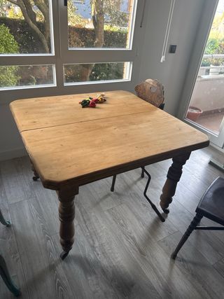 Preciosa Mesa Inglesa Victoriana 1860-70 Antigua