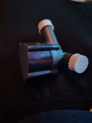 Bomba de agua adicional Mazda S552-15710