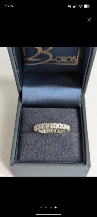 Anillo de platino y diamantes de OROS