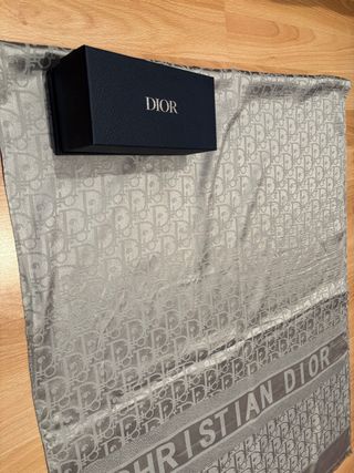 Bufanda Dior Gris y Plateada