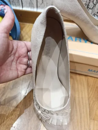 Zapatos de tacón MARYPAZ beige muy elegantes