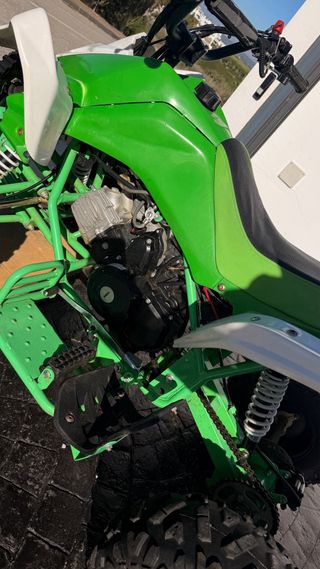 Quad infantil 125cc verde y blanco