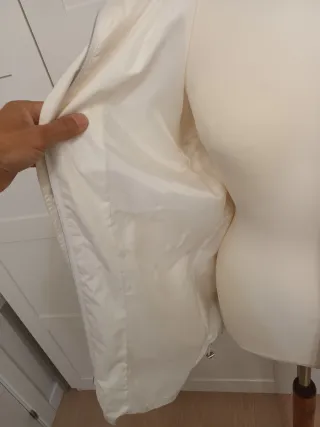 Chaqueta impermeable mujer blanca