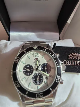 Reloj Orient Mako Solar Panda Solar Cronógrafo