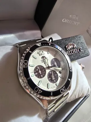 Reloj Orient Mako Solar Panda Solar Cronógrafo