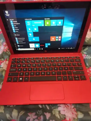 HP Pavilion x2 Convertible 2 en 1 Rojo
