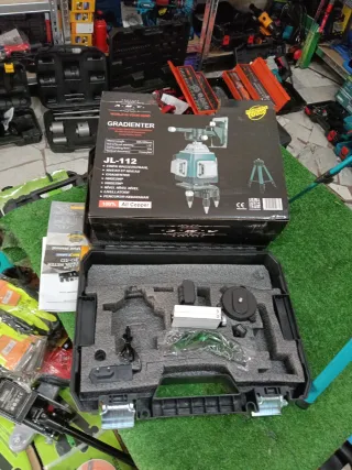 Livella laser 16 linee autolivellante