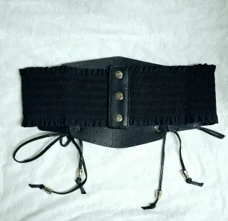 Blusa Corsetto Nuna Lie nero con lacci