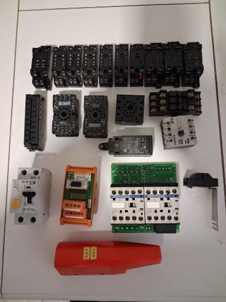 Lote componentes eléctricos