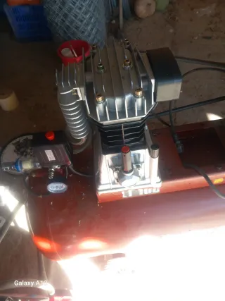 Compresor motor nuevo, calderín usado