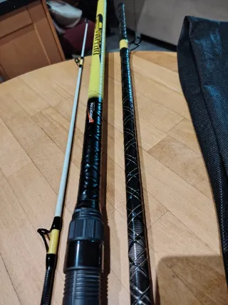 Caña de surfcasting Tubertini