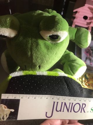 Set peluche rana e scarpine bimba