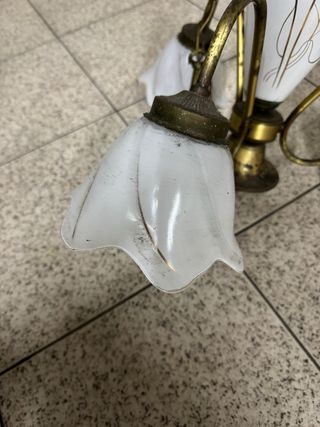 Candeeiro antigo dourado e branco