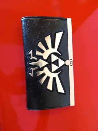 Monedero Zelda Trifuerza Negro y Dorado