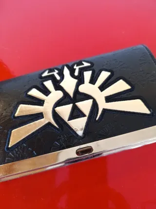 Monedero Zelda Trifuerza Negro y Dorado