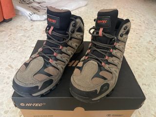 Botas de senderismo Hi-Tec marrones y grises