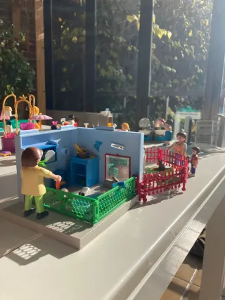 Set de Playmobil granja, baño, médico y más