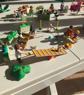 Set de Playmobil granja, baño, médico y más