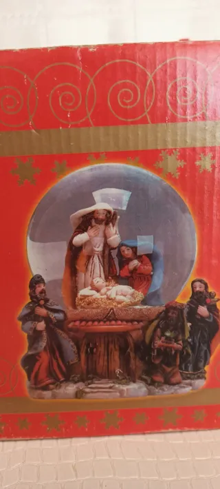 Palla di vetro carillon presepe