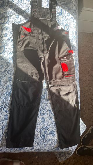 Peto de trabajo Parkside negro y rojo