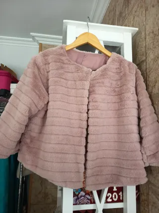 Chaqueta de pelo rosa