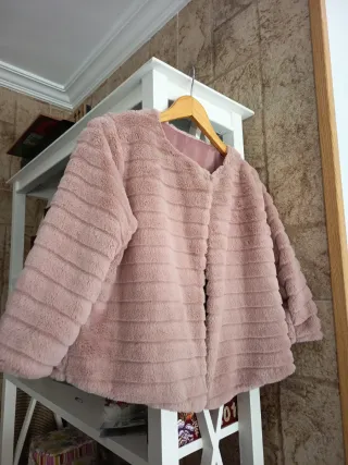 Chaqueta de pelo rosa