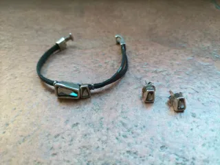 Conjunto Pulsera y Pendientes