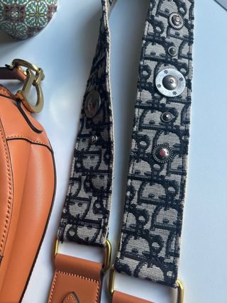 Bolso Saddle Marrón y Dorado