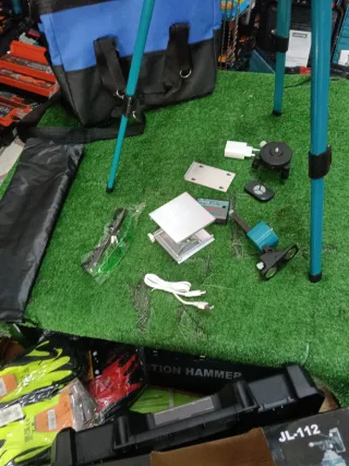 Livella laser 16 linee autolivellante