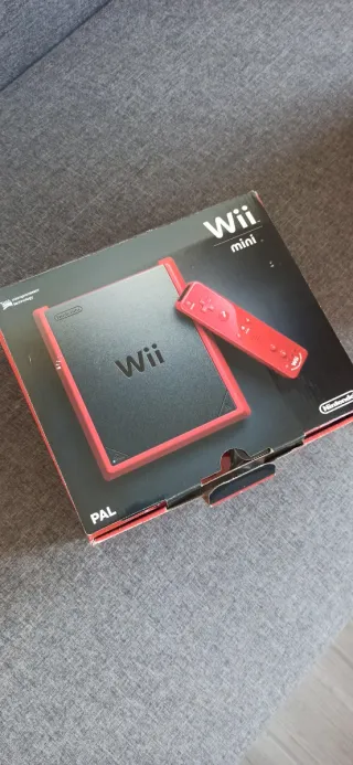 Nintendo Wii Mini Nero e Rosso