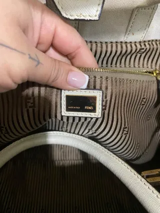 Bolso Fendi beige y piel de vaca