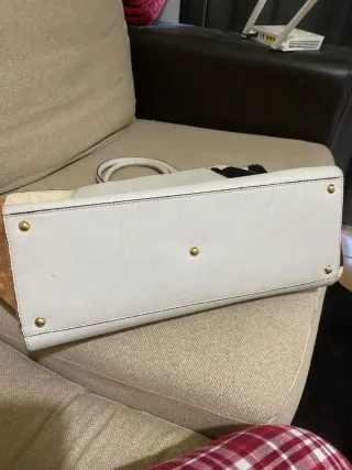 Bolso Fendi beige y piel de vaca