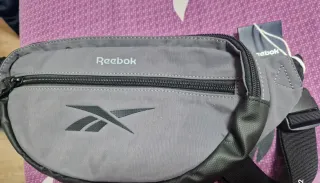 Riñonera Reebok Negra y Gris