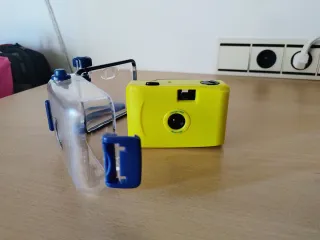 Cámara analógica subacuática