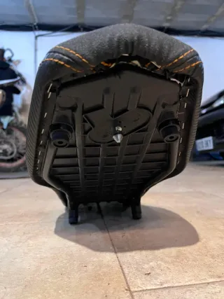 Asiento KTM 690 SMC R Seat Concepts