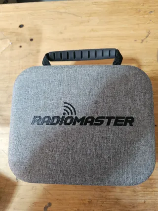 Controlador RadioMaster Doble Banda para  Drones