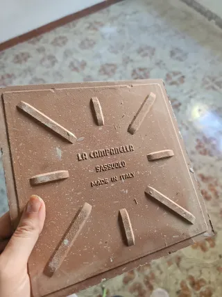 Baldosa cerámica floral relieve 20cm