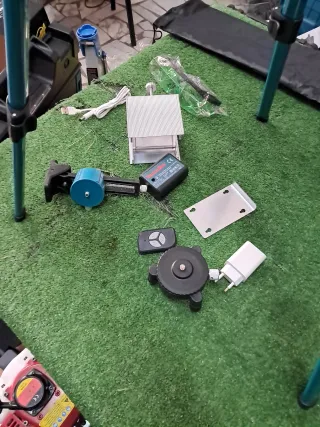 Livella laser 16 linee autolivellante