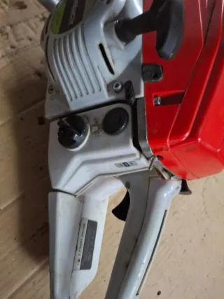 Motosierra Greencut 62cc sin tapa cadena