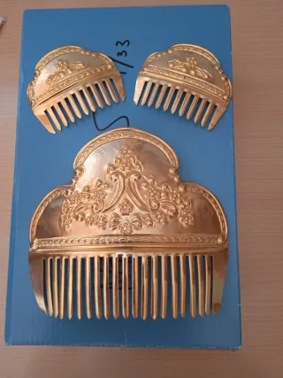 Juego Peinetas Fallera Niña de 3 a 7  años Doradas