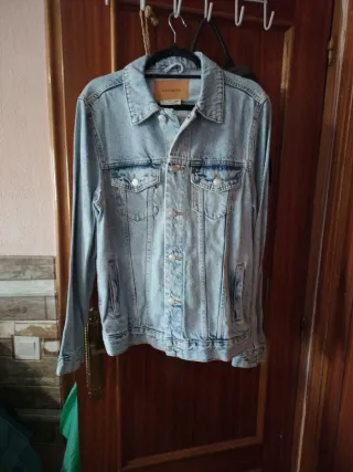 Cazadora Vaquera Pull&Bear Talla M