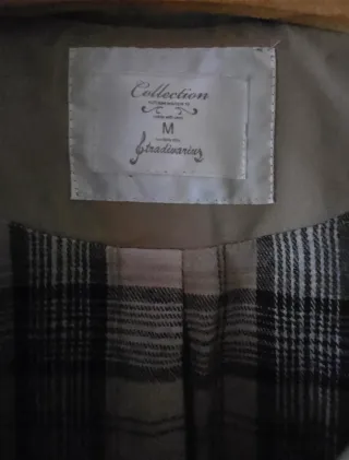 Gabardina Stradivarius Beige