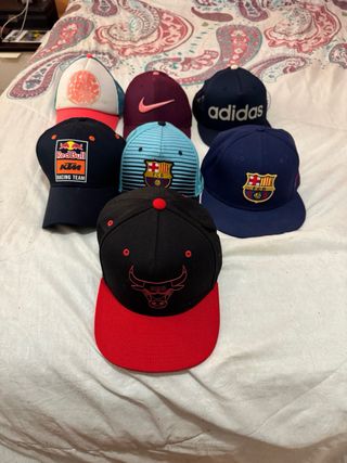 Lote de gorras