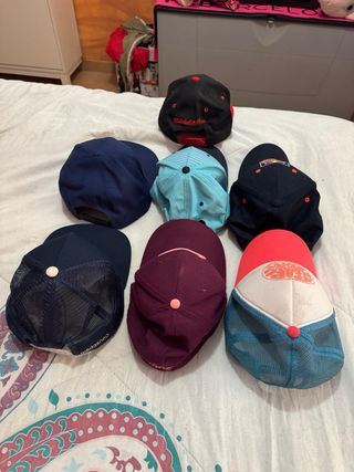 Lote de gorras
